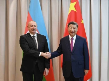 Azerbaycan Cumhurbaşkanı Aliyev, Çin Devlet Başkanı Xi ile görüştü
