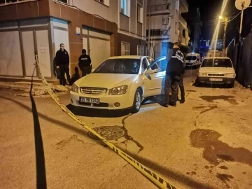 Babasının kavga ettiği şahıslara av bıçağıyla böyle saldırdı: 1 ölü, 1 yaralı
