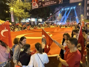 Bağdat Caddesi’nde ‘Büyük Cumhuriyet Yürüyüşü’