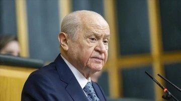 Bahçeli "seçim" ve "afet" gündemiyle belediye başkanlarını toplayacak