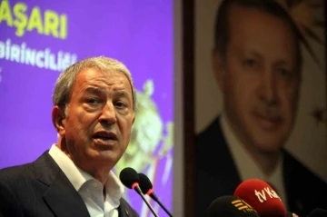 Bakan Akar: &quot;Parasını verip alamadığımız başta İHA’lar, SİHA’lar olmak üzere çok şükür yapar ve ihraç eder hale geldik&quot;
