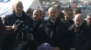 Bakan Çavuşoğlu ve Dendias'tan açıklamalar