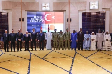Bakan Fidan, Nijer Başbakanı Zeine ile ortak çalışma toplantısına katıldı
