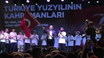 Bakan Özhaseki: &quot;Darbe girişimine kalkanlar o ağlayan adamın güya rüyada gördüğü sapkınlıklara peşkeş çekerek kendilerinden geçtiler”
