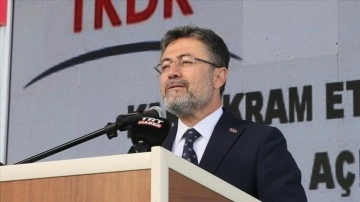 Bakan Yumaklı: Kars'ta bir yetiştiricimiz doğan her buzağı için 750 lira destek alacak