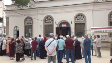 Balıkesir’de hacılara coşkulu uğurlama
