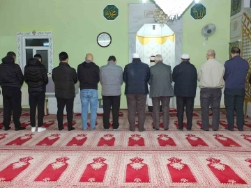 Balıkesir’de sabah namazı buluşmaları tekrar başladı
