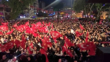 Bandırma’da önce fener alayı sonra konser
