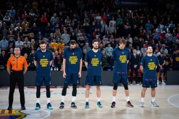 Barcelona basketbol takımından depremzedelere destek