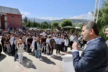 Başkan Eroğlu: &quot;Sizler Türkiye’nin geleceğisiniz&quot;
