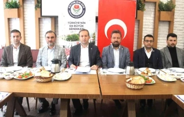 Başkan Fatih Köse: &quot;Tüm eğitim çalışanlarımızın Öğretmenler Günü’nü tebrik ediyoruz&quot;
