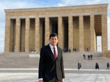 Başkan Özcan: “Her eserin bir imzası vardır, bu ülkenin imzası da Atatürk’tür”
