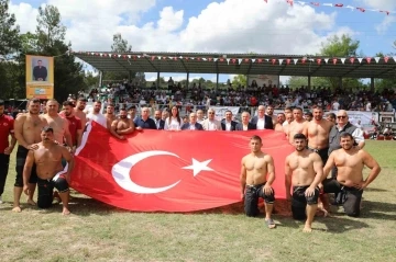 Başkan Sarıcaoğlu: “Bir festivalden daha yüzümüzün akıyla çıktık”