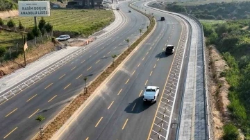 Başkan Seçer, ’Tarsus-Çamlıyayla Yolu Genişletme ve Yenileme’ projesini inceledi
