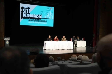 Başkan Tarhan: &quot;Belediye başkanının beldesindeki uçan kuştan haberi olması gerekir&quot;
