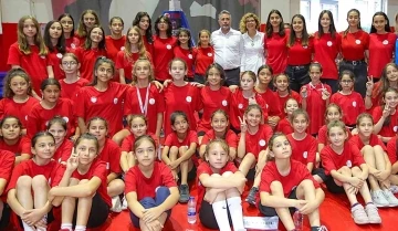 Bayraklı’da 4 yılda 42 bin 500 kişi sporla buluştu
