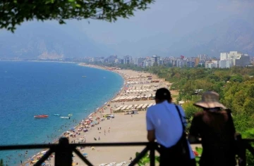 Bayram tatili sonrası sahiller turistlere kaldı
