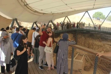 Bayram tatilinde Göbeklitepe’ye ziyaretçi akını
