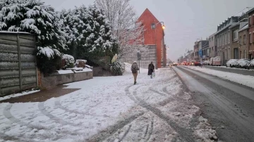 Belçika beyaza büründü
