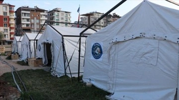 Belçika'nın Kırıkhan'da kurduğu sahra hastanesinde sağlık hizmeti sürüyor