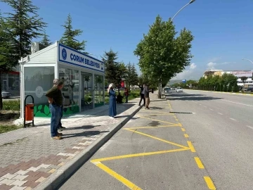 Belediye klimalı otobüs duraklarını kendisi üretecek
