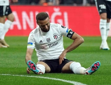 Beşiktaş’ta Cenk Tosun, Trabzonspor maçında riske edilmeyecek
