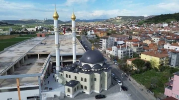 Bigadiç Merkez Camii Kadir Gecesi’nde ibadete açıldı
