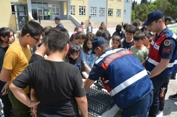 Bigadiç’te öğrenciler ile jandarma ile buluştu
