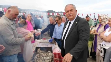 Binlerce vatandaş hamsi festivalinde buluştu
