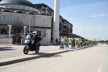 Bisiklet Şehri Konya’da öğrenciler okullarına bisikletleriyle güven ile gidiyor
