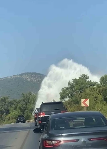 Bodrum’da ana isale hattı yine patladı
