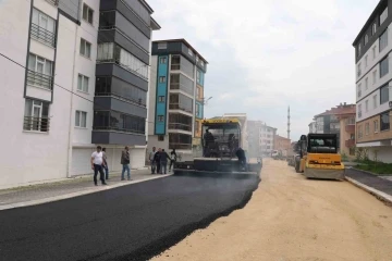 Bolu Belediyesi asfalt çalışmalarının startını verdi
