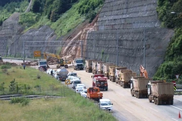 Bolu Dağı Tüneli’nde hummalı çalışma
