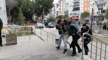 Boşandığı eşi tarafından bıçaklanarak öldürüldü
