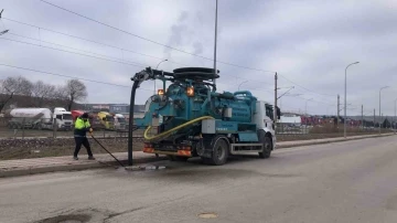 Bozüyük’te kanalizasyon hatları temizleniyor
