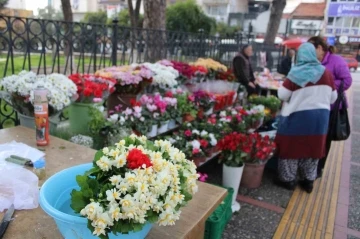 Bu yılın favorisi yine gül oldu
