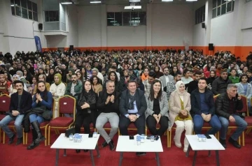 Bulanık’ta Türk Halk Müziği konseri düzenlendi
