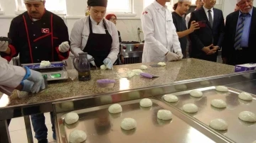 Burdur’da açılan Çölyak Atölyesi ile artık hastalar sıcak ekmek yiyebilecek
