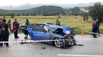 Burdur’da feci kaza: 5 ölü, 2’si ağır 5 yaralı