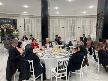 Burdurlu gazi ve şehit aileleri iftarda buluştu
