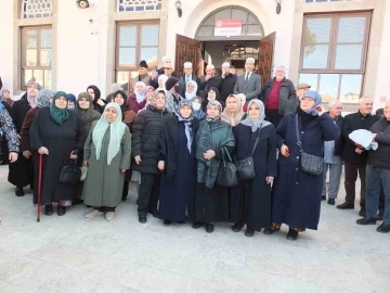 Burhaniye’de umrecilere coşkulu uğurlama
