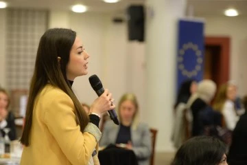 Bursa-Avrupa Birliği Bilgi Merkezi'nden 'Afet ve Kadın' paneli 