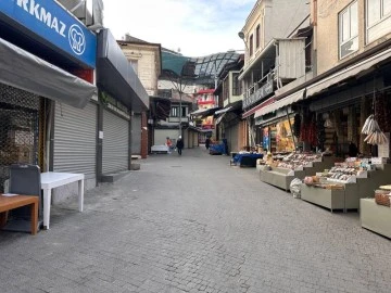 Bursa'da lodos esnafa tezgah açtırmadı 