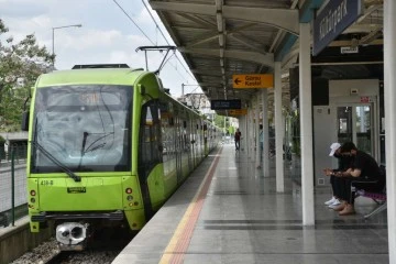 Bursa’da metro 24 saat hizmet verecek!