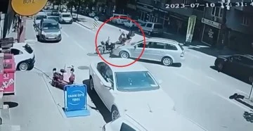 Bursa'da moto kurye ölümden döndü 