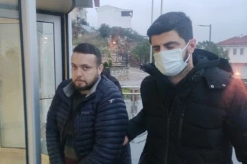 Bursa'da tartıştığı babasını ekmek bıçağıyla öldürdü 