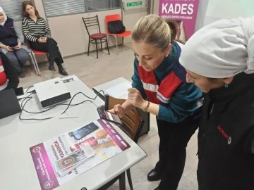 Bursa jandarma kadın işçilere KADES'i anlattı 