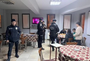 Bursa'nın en eski mahallerinde polis operasyonu