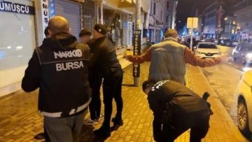 Bursa polisinden kent genelinde uygulama 