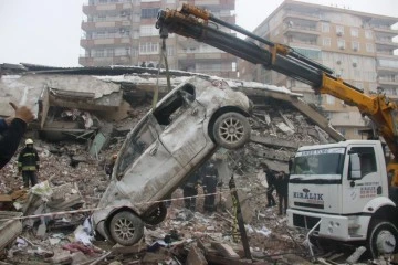 Bursa Valiliği'nden deprem bölgesine yardımlar için önemli duyuru